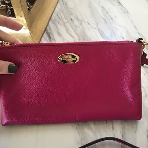 BLK FRIDAY SALE!! NWT Coach Crossbody in pebble Leather Cranberry (dark fuscia)